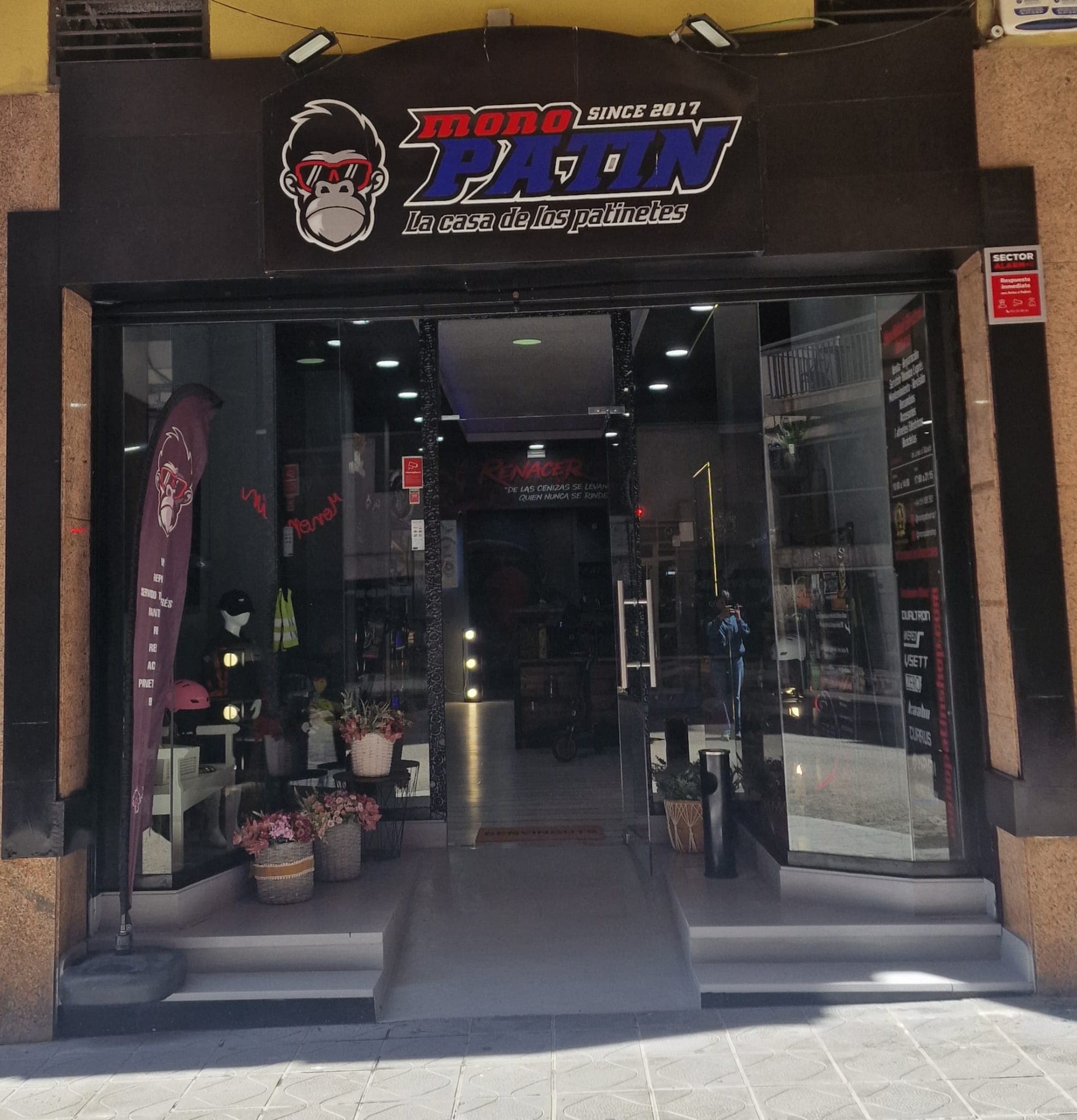 Taller de reparación de patinetes